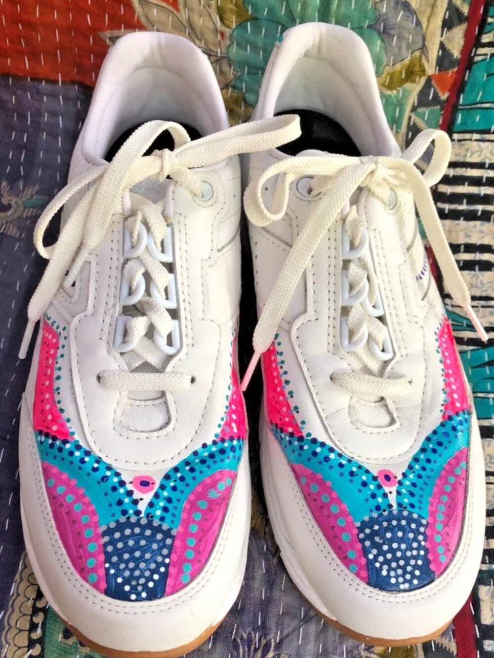 SAS Tripad Comfort Walking Shoes 9.5 White Leather Hand Painted Art Sneakers